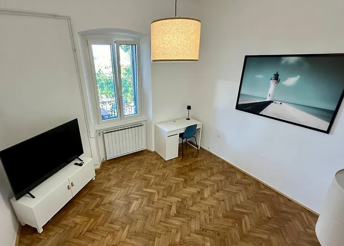 Apartma Nona Ana アパート